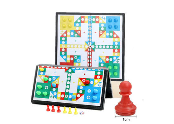 Conjunto de actividad magnética plegable portátil Juego de ajedrez de viaje duradero ligero educativo reutilizable logotipo personalizado piezas magnéticas
